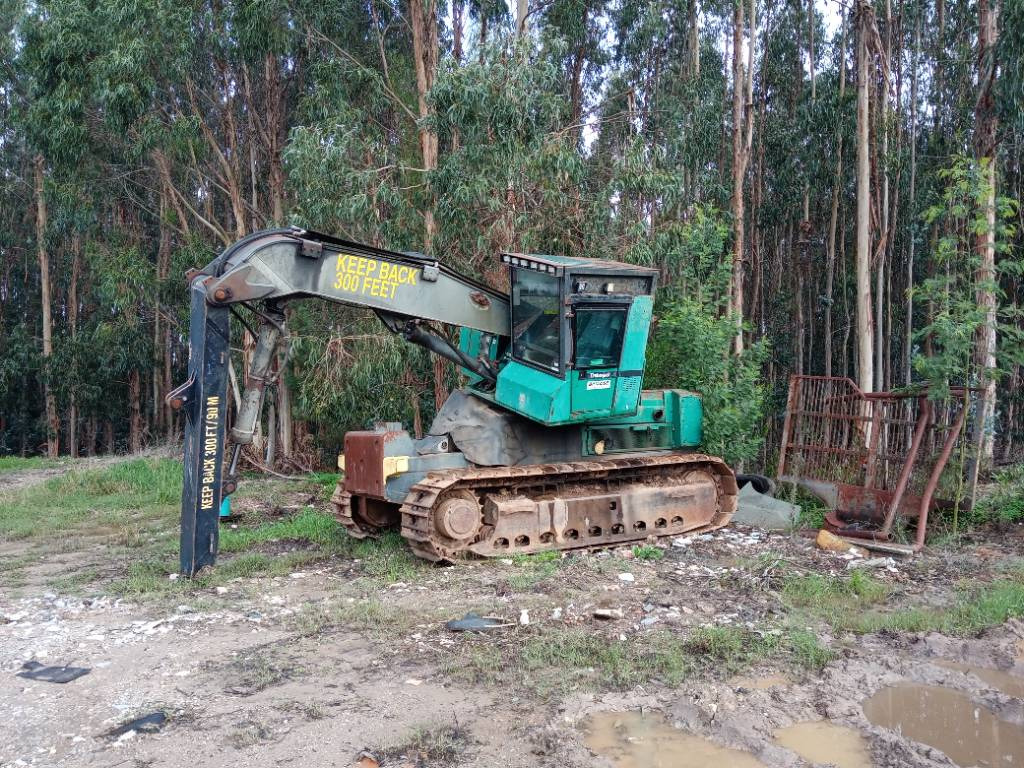 TIMBERJACK 2628 - Fakitermelő gép: 5 kép. TIMBERJACK 2628 - Fakitermelő gép: 5 kép.