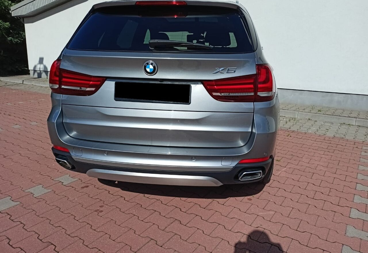BMW X5 - Terepjáró/ SUV: 5 kép. BMW X5 - Terepjáró/ SUV: 5 kép.