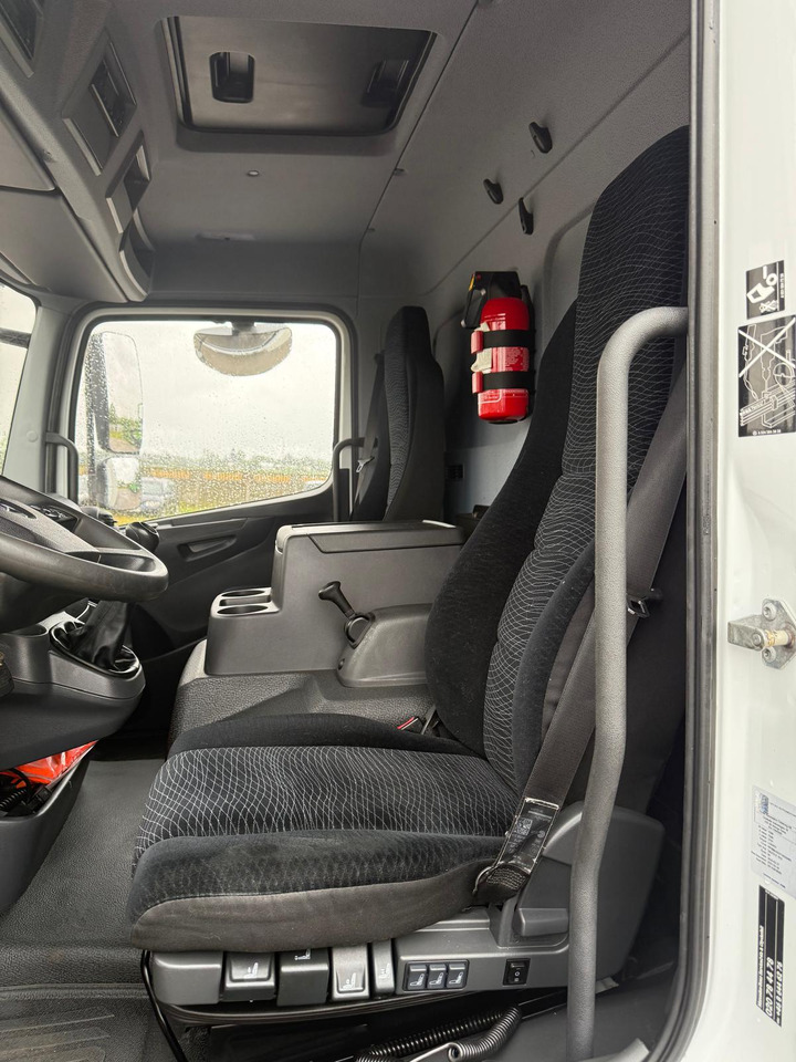 Hűtős teherautó a következők szállításához élelmiszer MERCEDES-BENZ ATEGO 1523: 15 kép.