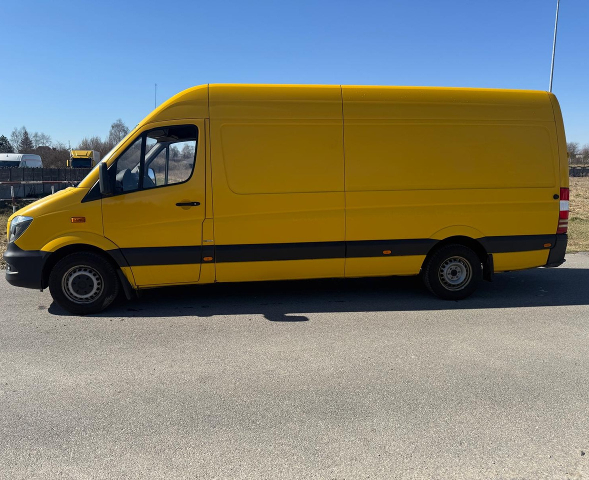 Mercedes Sprinter 314 CDI - Furgon: 2 kép. Mercedes Sprinter 314 CDI - Furgon: 2 kép.