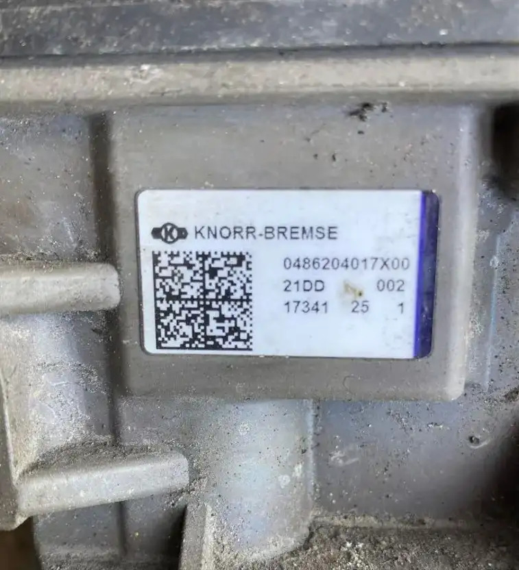 MAN Knorr Bremse 0486204017 Ventil EBS 81.52106.6014 Zweikanalmodul - Elektromos rendszer - Busz: 3 kép. MAN Knorr Bremse 0486204017 Ventil EBS 81.52106.6014 Zweikanalmodul - Elektromos rendszer - Busz: 3 kép.