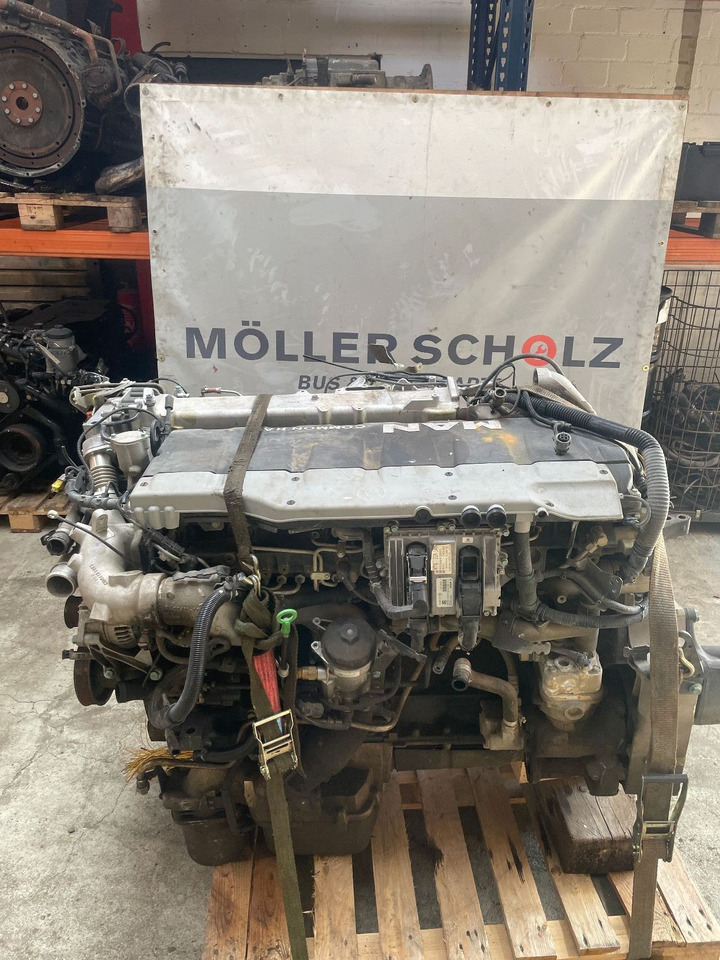 MAN MAN Motor D2676 LF45 TGS TGX D 2676 LF 45 Euro 6 - Motor - Teherautó: 1 kép. MAN MAN Motor D2676 LF45 TGS TGX D 2676 LF 45 Euro 6 - Motor - Teherautó: 1 kép.