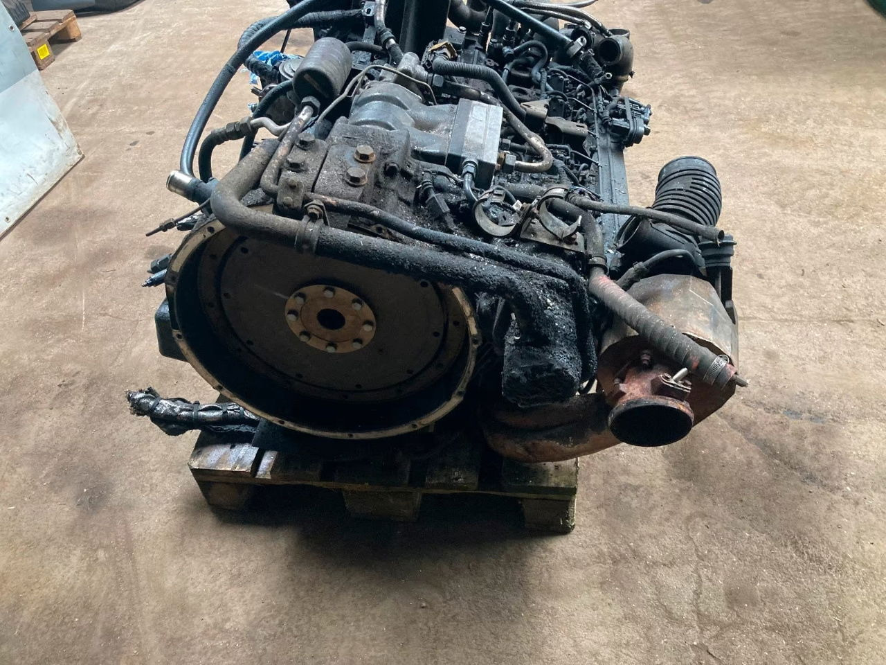 Mercedes-Benz Mercedes Motor OM 906 HLA Euro 5 Citaro OM906HLA 902.926 902926 - Motor - Busz: 3 kép. Mercedes-Benz Mercedes Motor OM 906 HLA Euro 5 Citaro OM906HLA 902.926 902926 - Motor - Busz: 3 kép.