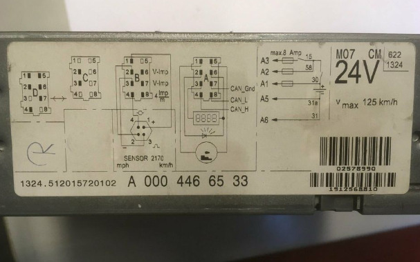 VDO VDO Kienzle Fahrtenschreiber 1324 Tacho Tachometer 24V  - Elektromos rendszer - Busz: 2 kép. VDO VDO Kienzle Fahrtenschreiber 1324 Tacho Tachometer 24V  - Elektromos rendszer - Busz: 2 kép.