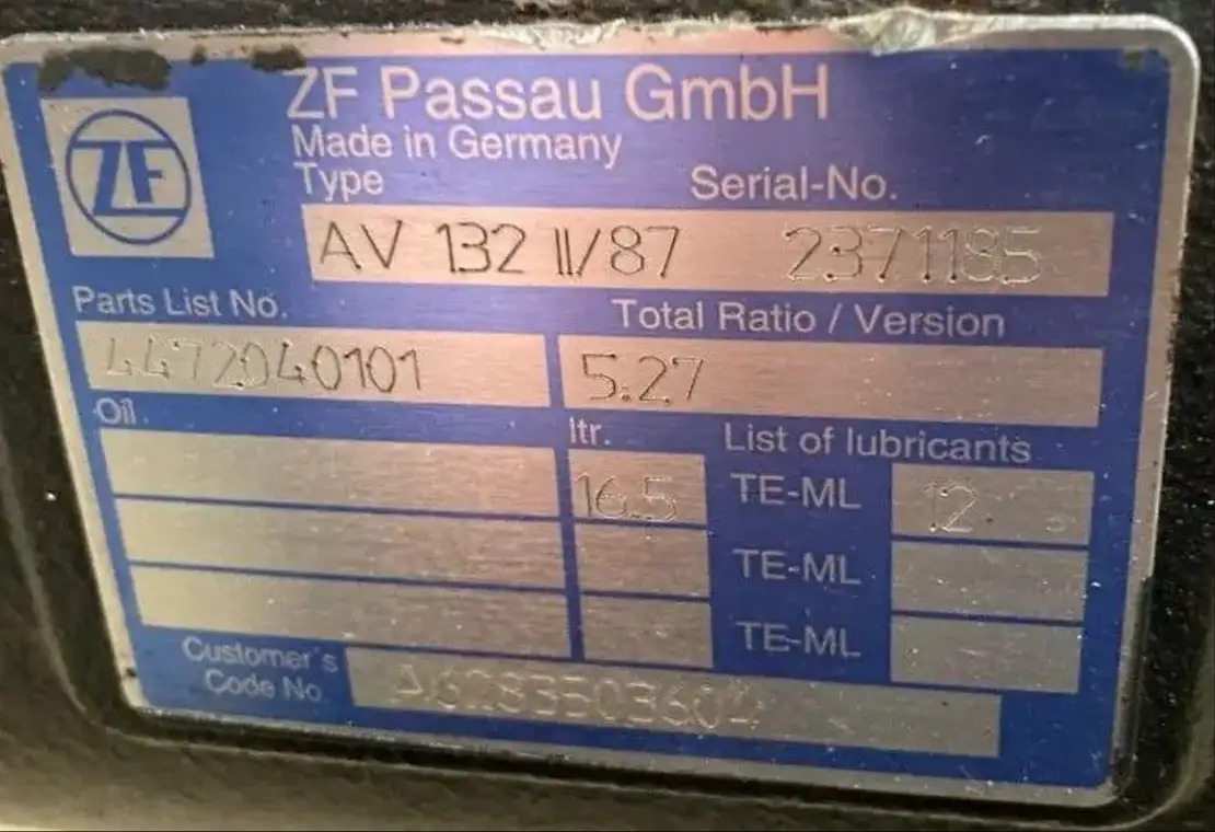 ZF Hinterachse ZF AV 132 II/87 4472040101 5,27 Citaro C2 A6283503604 - Hátsó tengely - Busz: 3 kép. ZF Hinterachse ZF AV 132 II/87 4472040101 5,27 Citaro C2 A6283503604 - Hátsó tengely - Busz: 3 kép.