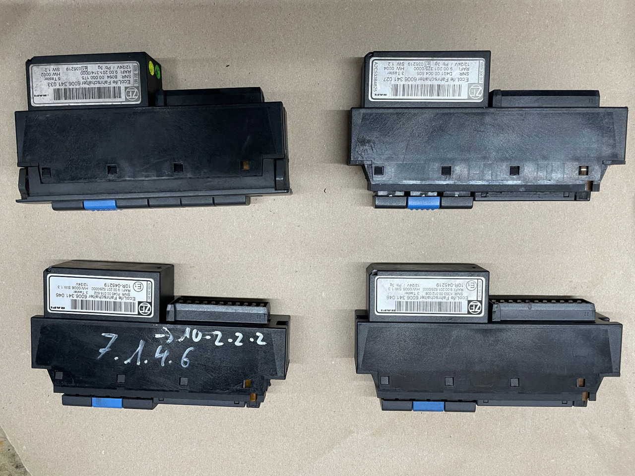 ZF ZF Ecolife Fahrschalter Gangwahlschalter 6006.341.033 6006.341.027 Schalter - Elektromos rendszer - Busz: 2 kép. ZF ZF Ecolife Fahrschalter Gangwahlschalter 6006.341.033 6006.341.027 Schalter - Elektromos rendszer - Busz: 2 kép.