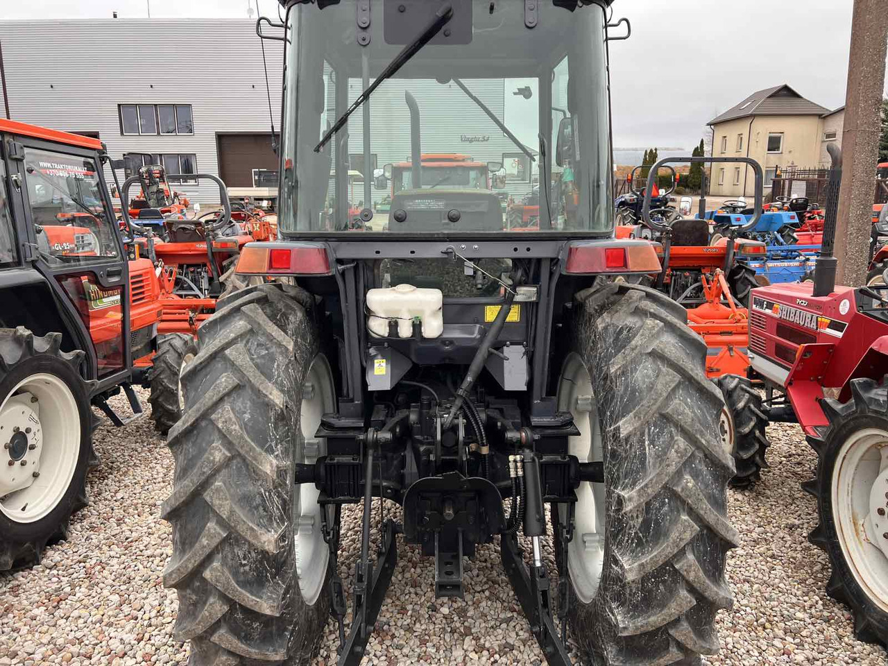 Iseki Geas 55 - Traktor: 3 kép. Iseki Geas 55 - Traktor: 3 kép.