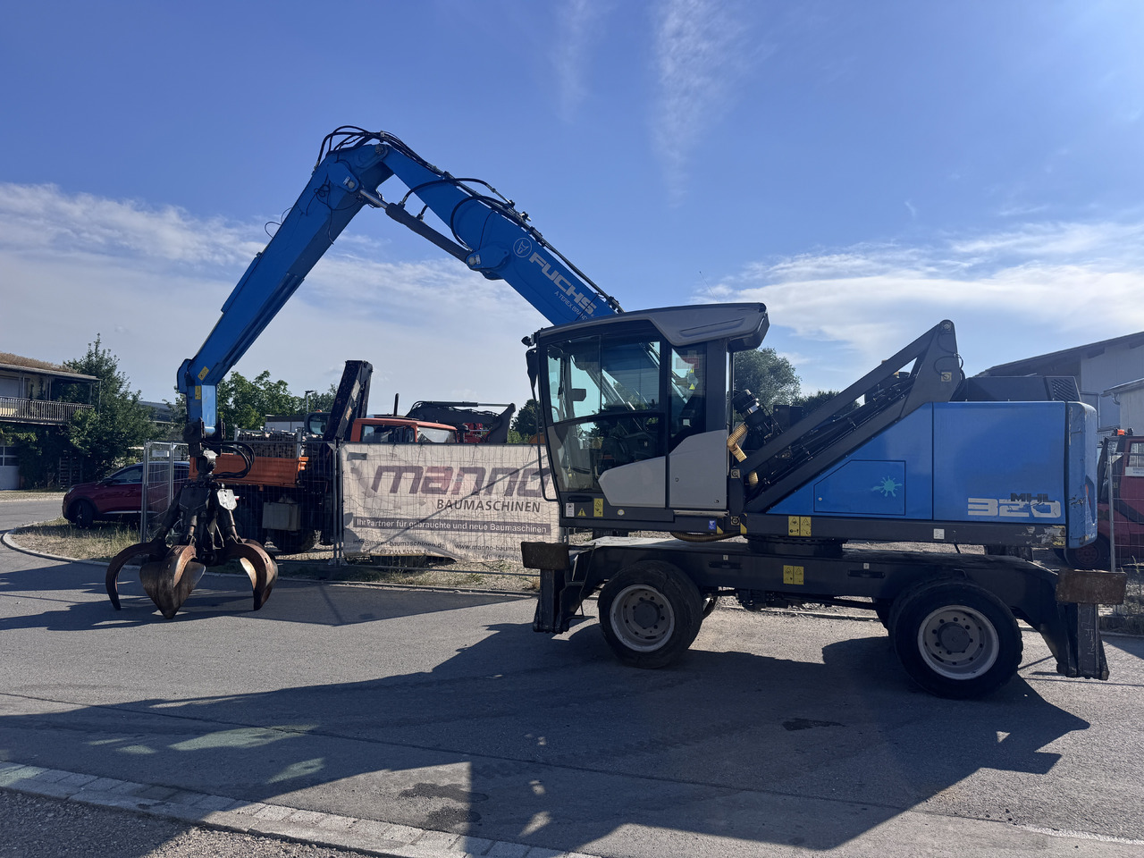 FUCHS MHL 320 F - Hulladék kotró: 2 kép. FUCHS MHL 320 F - Hulladék kotró: 2 kép.