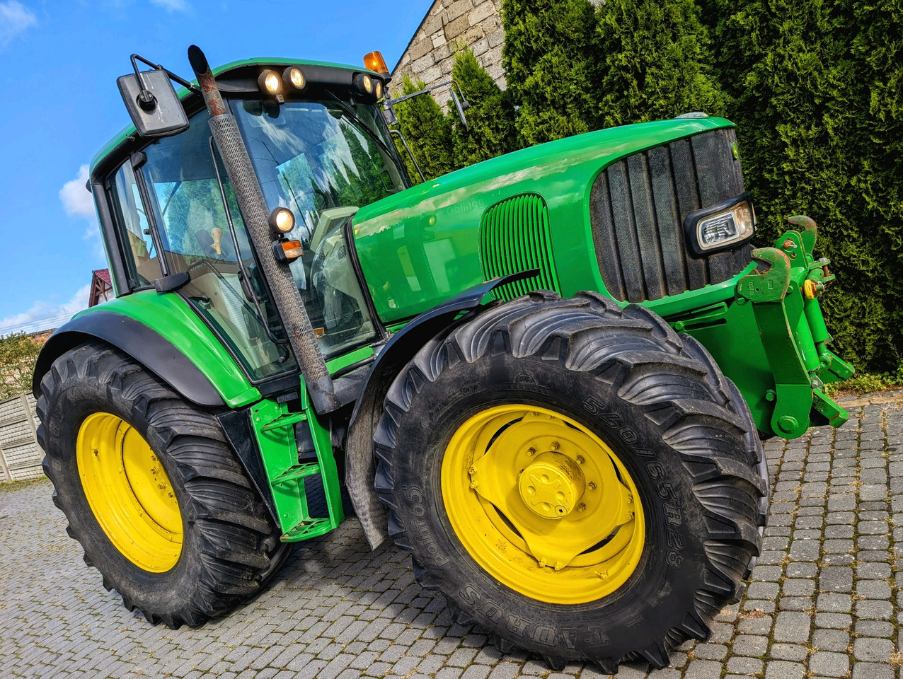 John Deere 6620 Premium - Mezőgazdasági gépek: 1 kép. John Deere 6620 Premium - Mezőgazdasági gépek: 1 kép.