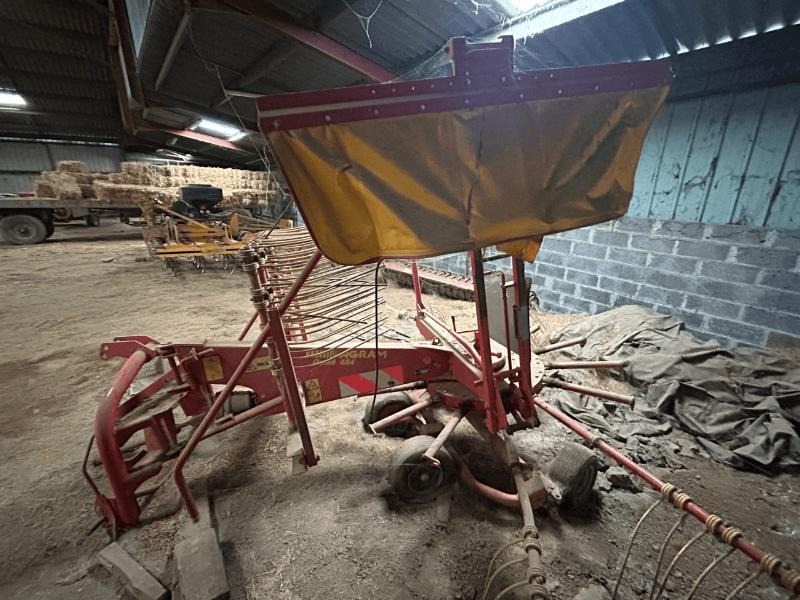 AGRAM 484 - Szénaforgató: 3 kép. AGRAM 484 - Szénaforgató: 3 kép.