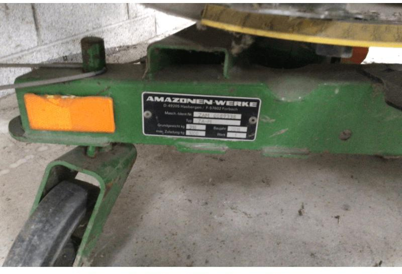 AMAZONE ZAM PRETIX - Műtrágyaszóró: 5 kép. AMAZONE ZAM PRETIX - Műtrágyaszóró: 5 kép.