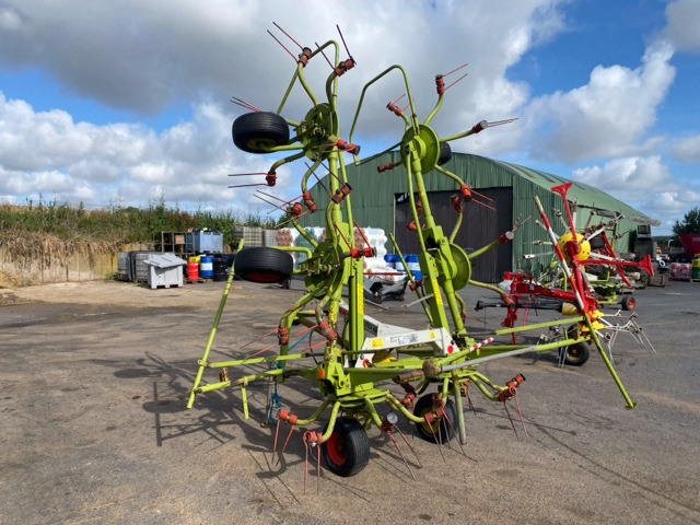 CLAAS VOLTO 64 - Szénaforgató: 5 kép. CLAAS VOLTO 64 - Szénaforgató: 5 kép.