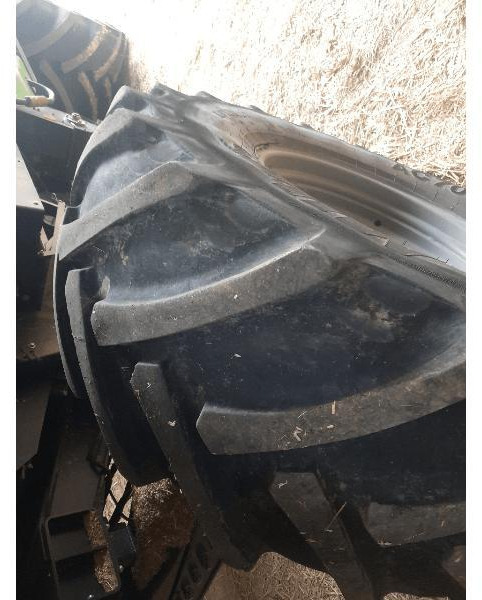 Kombájn DEUTZ C9306TS: 8 kép. Kombájn DEUTZ C9306TS: 8 kép.