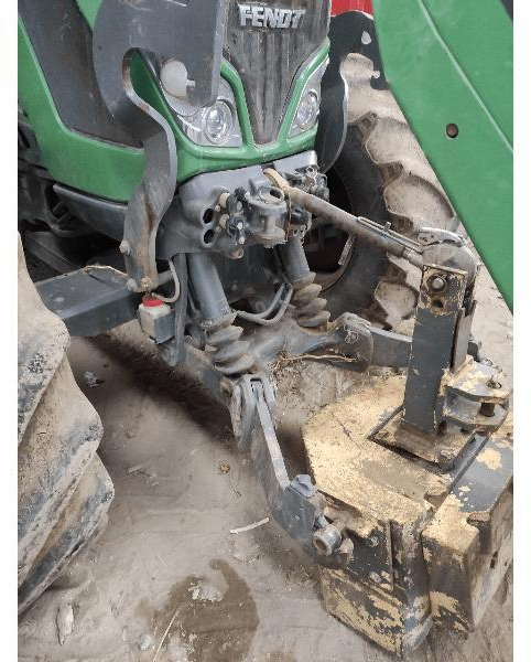 FENDT 724 POMER - Traktor: 5 kép. FENDT 724 POMER - Traktor: 5 kép.