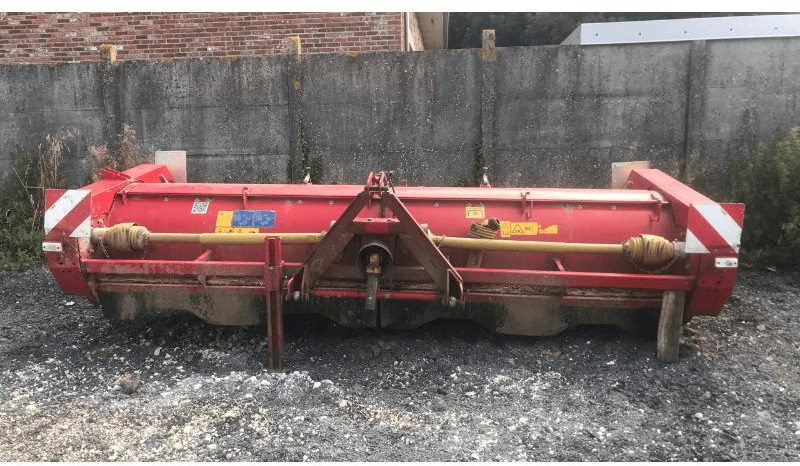 GRIMME KS3600 - Burgonyagép: 1 kép. GRIMME KS3600 - Burgonyagép: 1 kép.