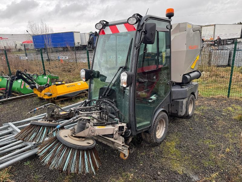 HOLDER X45i - Ferde seprő: 1 kép. HOLDER X45i - Ferde seprő: 1 kép.