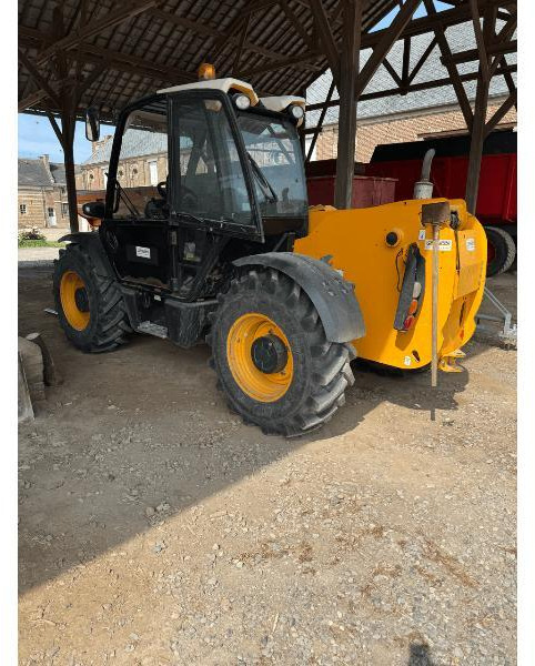 JCB 531-70 - Teleszkópos rakodó: 4 kép. JCB 531-70 - Teleszkópos rakodó: 4 kép.