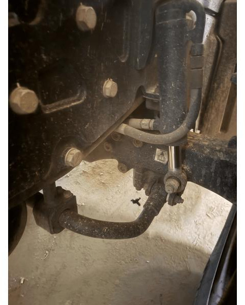 JCB FASTRAC 4220 - Traktor: 5 kép. JCB FASTRAC 4220 - Traktor: 5 kép.