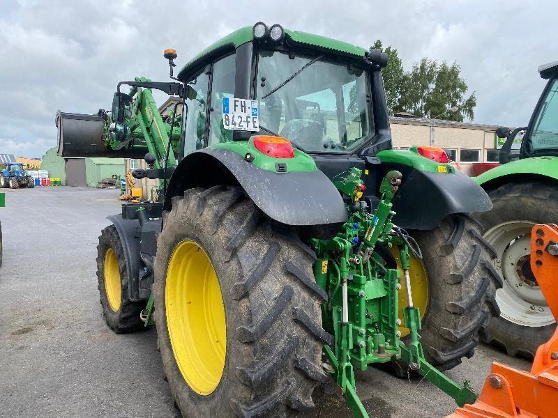 JOHN DEERE 6110M - Traktor: 4 kép. JOHN DEERE 6110M - Traktor: 4 kép.