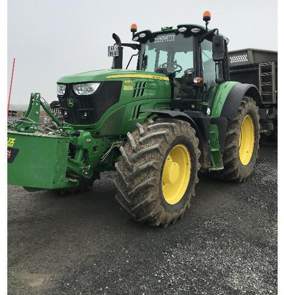 JOHN DEERE 6155M - Traktor: 2 kép. JOHN DEERE 6155M - Traktor: 2 kép.