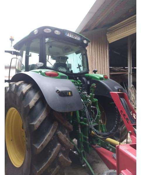 JOHN DEERE 6195R - Traktor: 5 kép. JOHN DEERE 6195R - Traktor: 5 kép.
