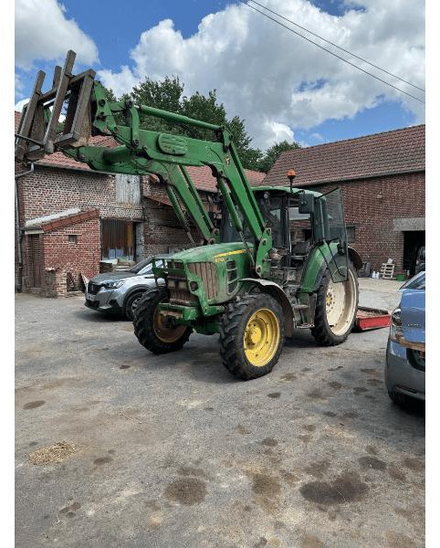 JOHN DEERE 6230 - Traktor: 1 kép. JOHN DEERE 6230 - Traktor: 1 kép.
