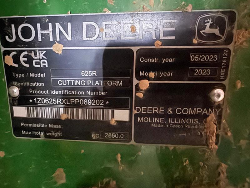 JOHN DEERE T660 - Kombájn: 5 kép. JOHN DEERE T660 - Kombájn: 5 kép.