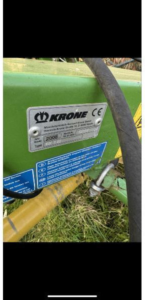 KRONE KW7.82 - Szénaforgató: 3 kép. KRONE KW7.82 - Szénaforgató: 3 kép.