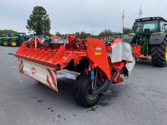 KUHN FC 3160 TCD - Fűkasza: 4 kép. KUHN FC 3160 TCD - Fűkasza: 4 kép.