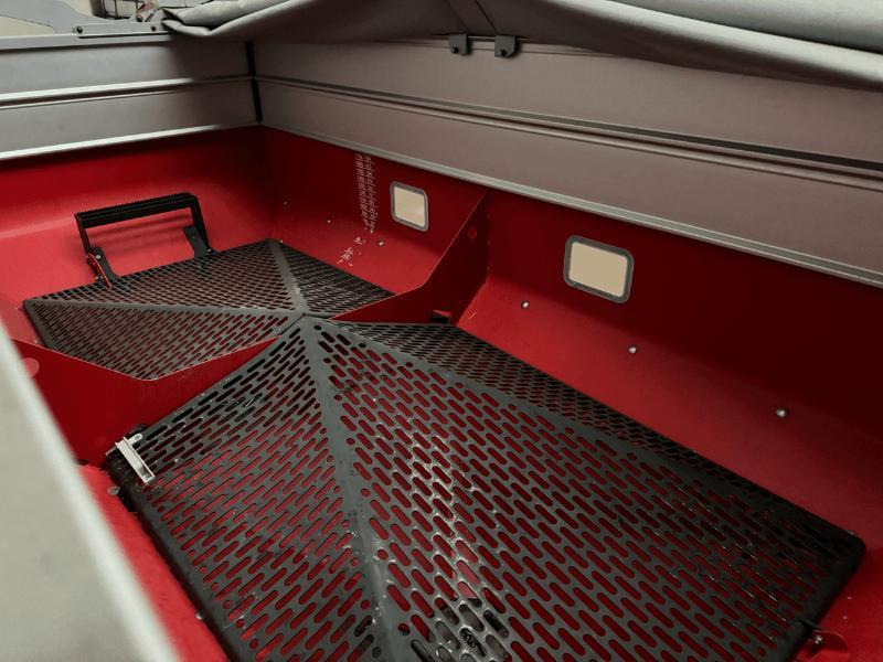 KVERNELAND TLX 3225 GEOSPRE - Műtrágyaszóró: 5 kép. KVERNELAND TLX 3225 GEOSPRE - Műtrágyaszóró: 5 kép.