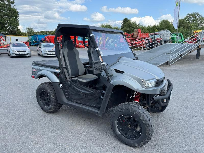 KYMCO UXV 700 - ATV/ Quad: 3 kép. KYMCO UXV 700 - ATV/ Quad: 3 kép.