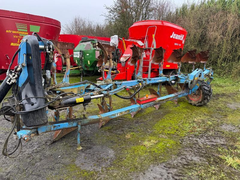 LEMKEN TANSANIT 7CORPS - Eke: 2 kép. LEMKEN TANSANIT 7CORPS - Eke: 2 kép.