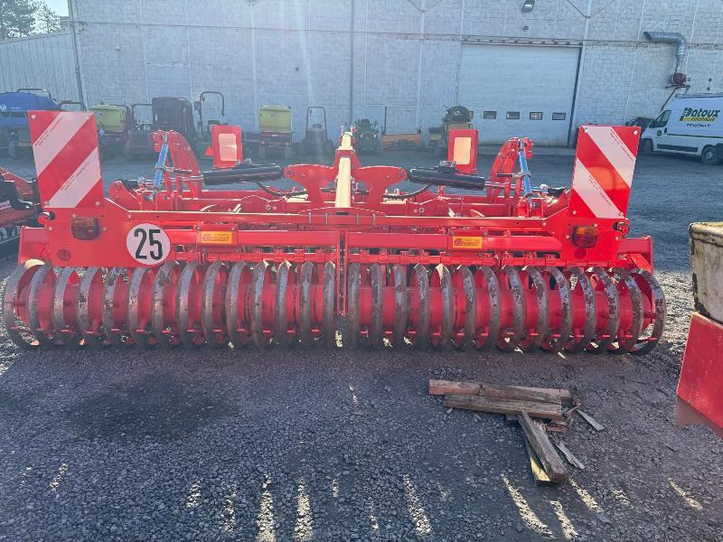 MASCHIO VELOCE F40 15D - Kultivátor: 5 kép. MASCHIO VELOCE F40 15D - Kultivátor: 5 kép.