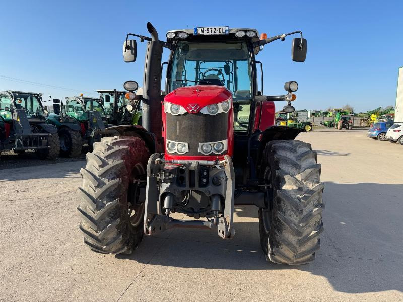 MASSEY-FERGUSON 6715 S DYNA VT - Traktor: 4 kép. MASSEY-FERGUSON 6715 S DYNA VT - Traktor: 4 kép.