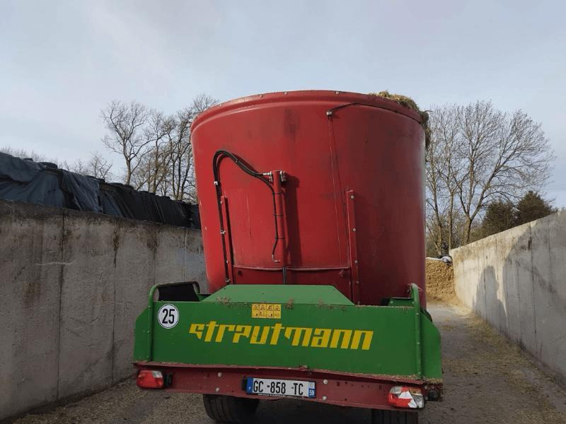 STRAUTMANN VERTIMIX 1651 - Etetőkocsi: 5 kép. STRAUTMANN VERTIMIX 1651 - Etetőkocsi: 5 kép.