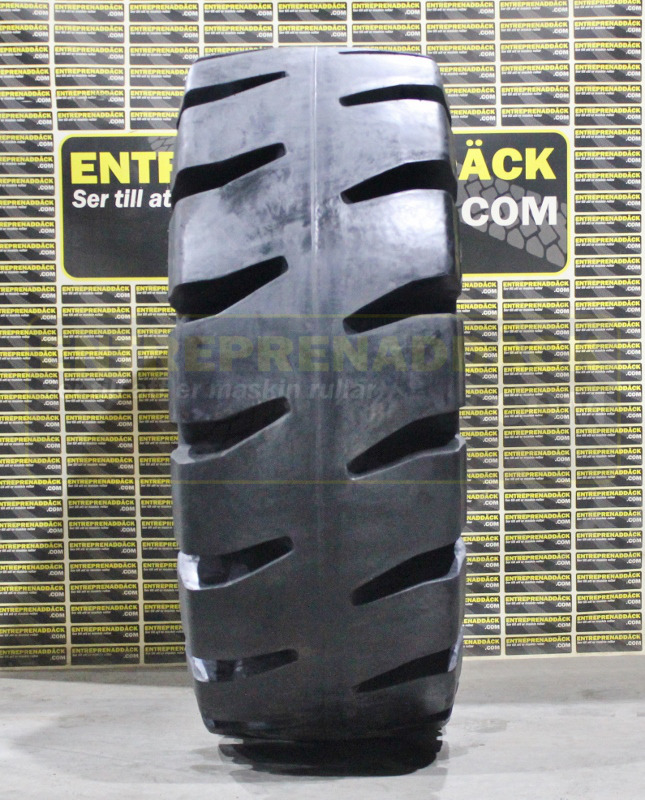 Compl. wheels Advance SOLID 23.5-25 -recycling and demolition indus - Gumiabroncsok és felnik - Gumikerekes homlokrakodó: 3 kép. Compl. wheels Advance SOLID 23.5-25 -recycling and demolition indus - Gumiabroncsok és felnik - Gumikerekes homlokrakodó: 3 kép.