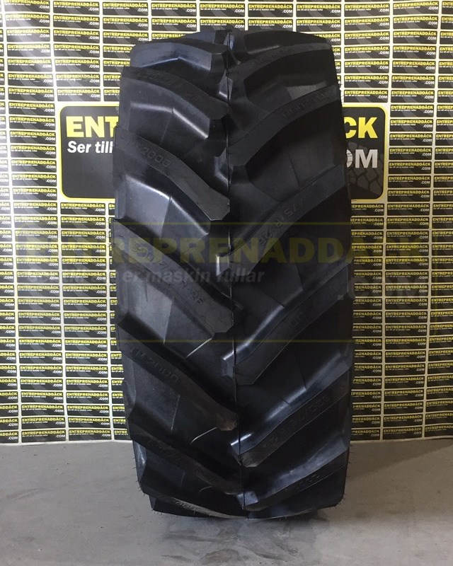 Trelleborg TM2000 620/75R26 TL for all wheel loaders on the market with 20.5R25 - Komplett kerék - Gumikerekes homlokrakodó: 2 kép. Trelleborg TM2000 620/75R26 TL for all wheel loaders on the market with 20.5R25 - Komplett kerék - Gumikerekes homlokrakodó: 2 kép.