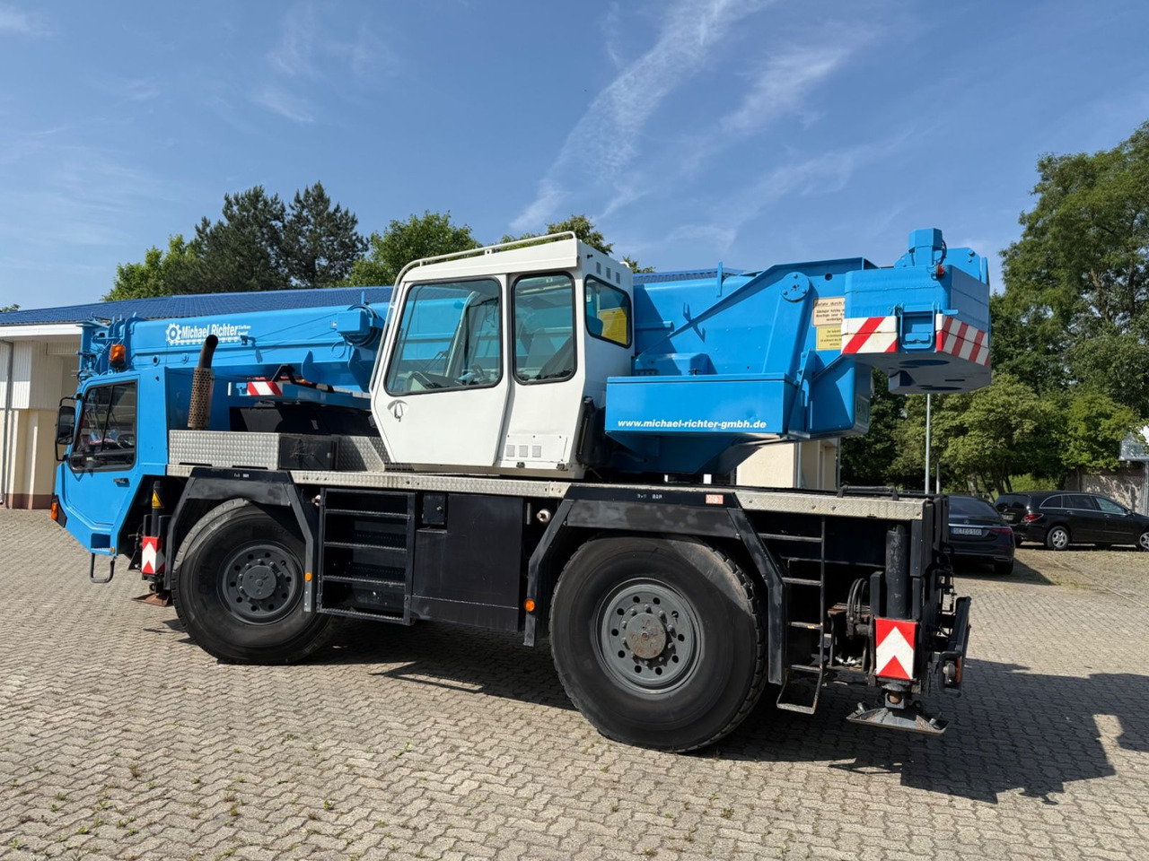 Faun ATF 30-2 30 ton - Darus autó: 5 kép. Faun ATF 30-2 30 ton - Darus autó: 5 kép.