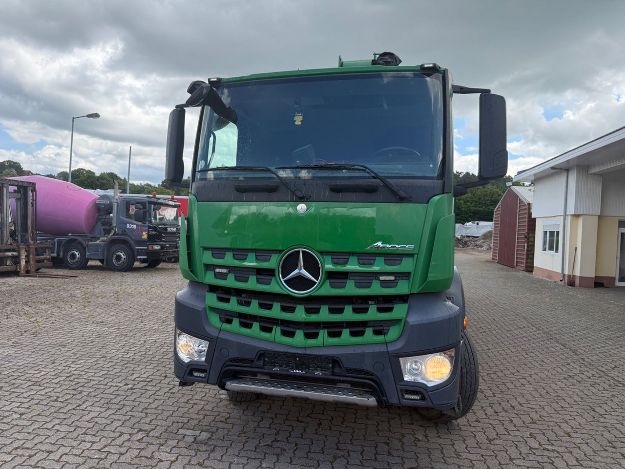 Mercedes-Benz Mercedes 32.40 CIFA K 42 L Betonpumpe - Betonpumpa: 3 kép. Mercedes-Benz Mercedes 32.40 CIFA K 42 L Betonpumpe - Betonpumpa: 3 kép.