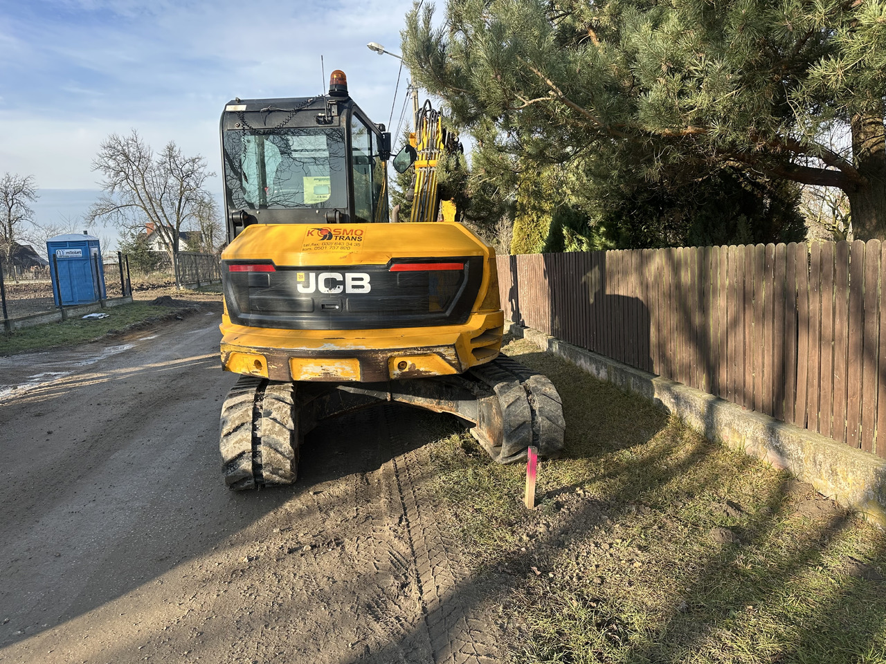 JCB 86C-1 ECO - Lánctalpas kotró: 4 kép. JCB 86C-1 ECO - Lánctalpas kotró: 4 kép.