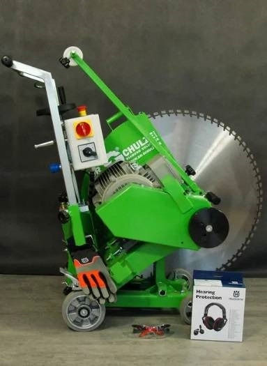 DR Schulze FS800E - Aszfaltozó gép: 1 kép. DR Schulze FS800E - Aszfaltozó gép: 1 kép.