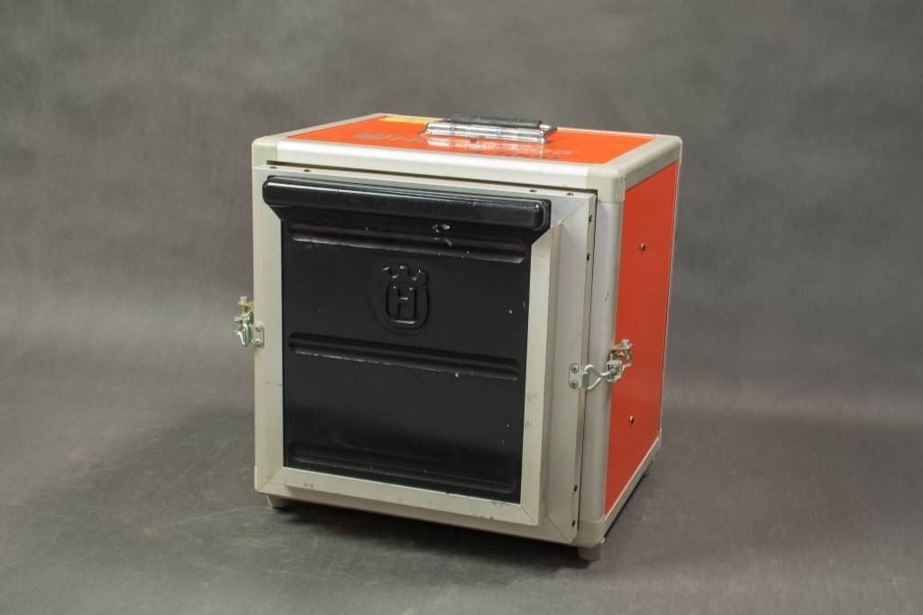Husqvarna A1000 - HVAC berendezés: 2 kép. Husqvarna A1000 - HVAC berendezés: 2 kép.