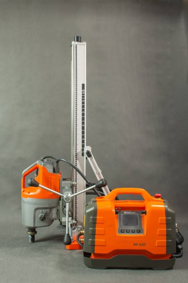 Husqvarna DM7000 PP65 - Építőipari berendezések: 1 kép. Husqvarna DM7000 PP65 - Építőipari berendezések: 1 kép.