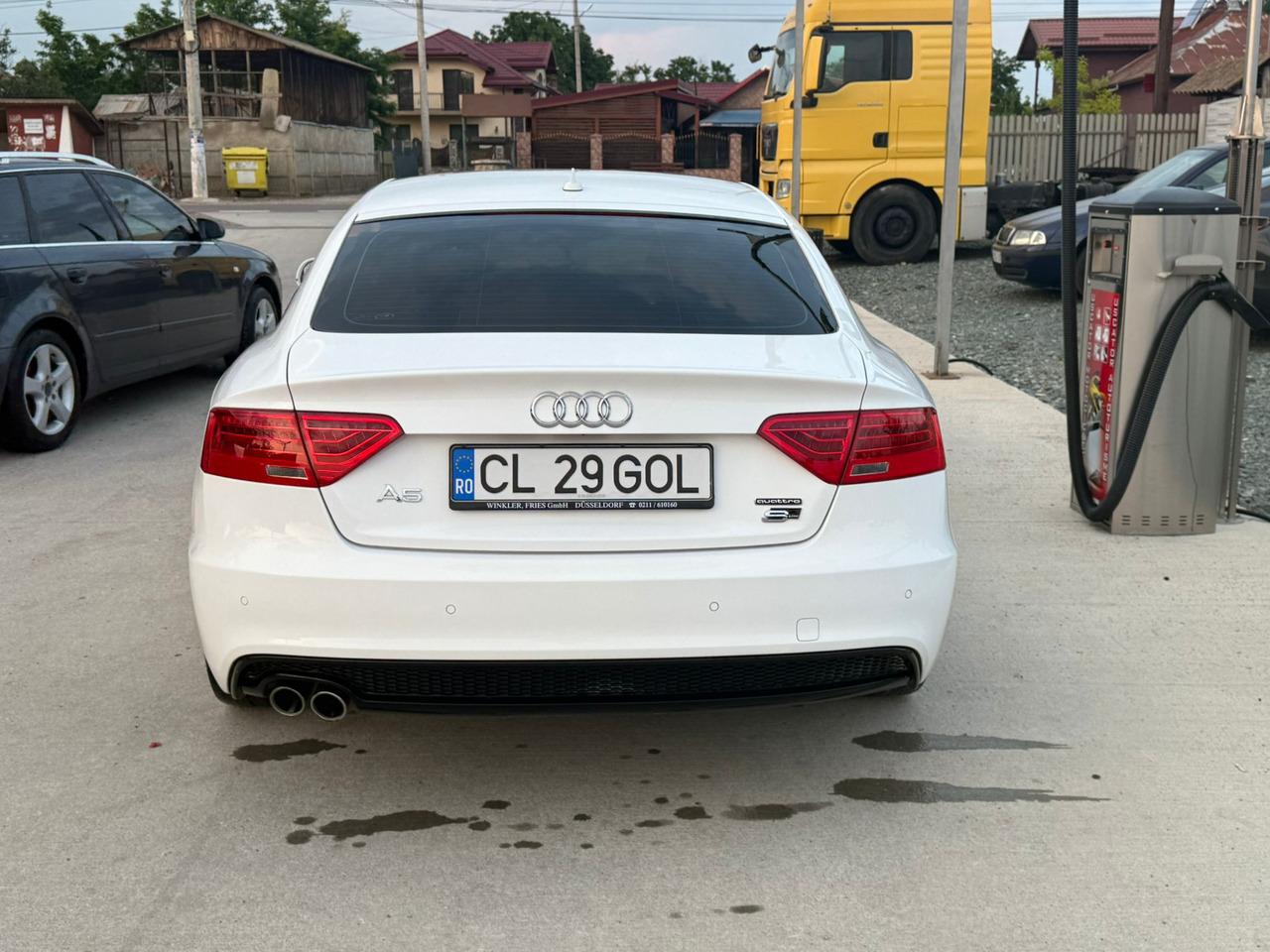 Audi A5 3xS-Line S-Tronic - Szedán: 4 kép. Audi A5 3xS-Line S-Tronic - Szedán: 4 kép.