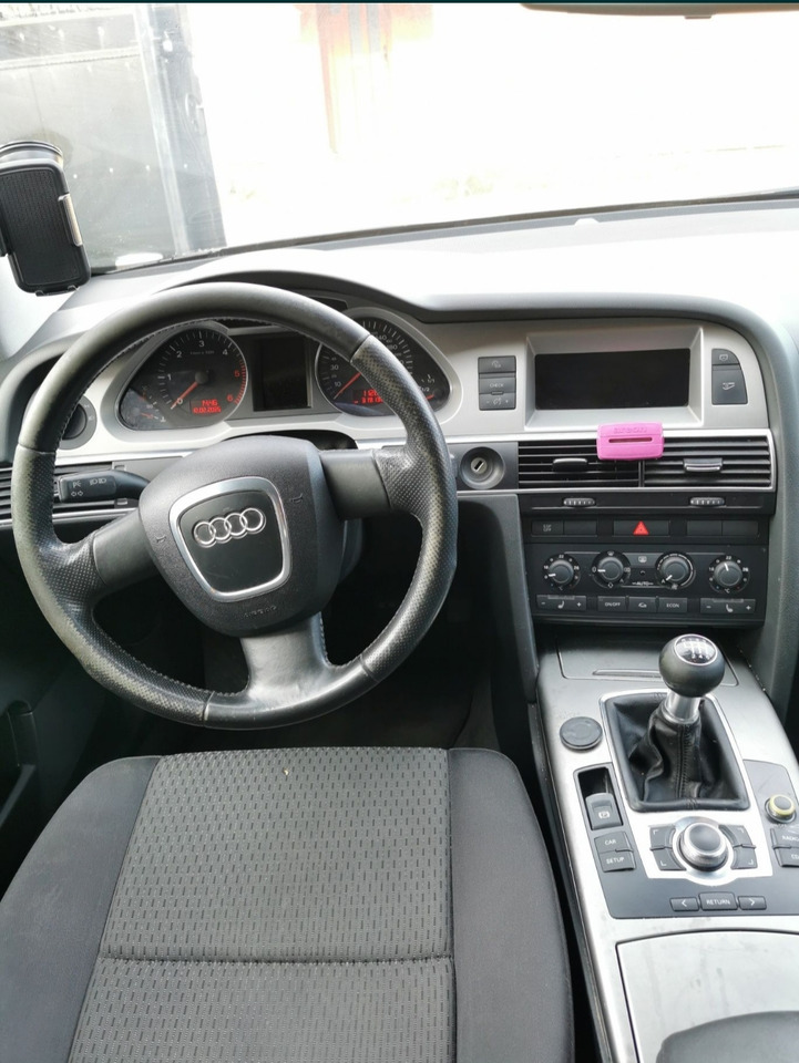 Audi A6 C6 - Szedán: 5 kép. Audi A6 C6 - Szedán: 5 kép.