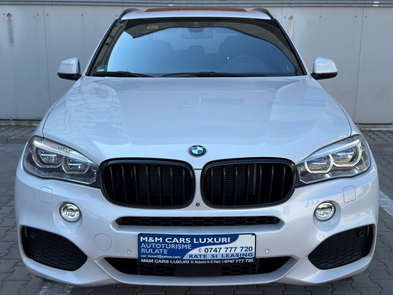 BMW X5 4.0 XDRIVE M PAKET - Terepjáró/ SUV: 3 kép. BMW X5 4.0 XDRIVE M PAKET - Terepjáró/ SUV: 3 kép.