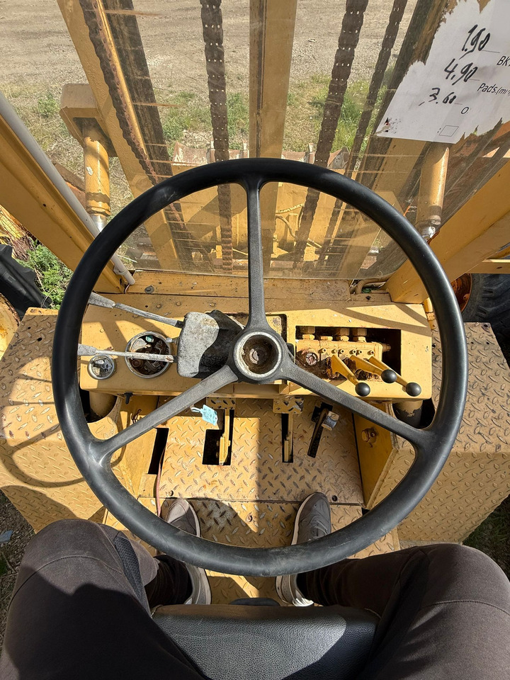 BROBUS BH40 STACKER - Dízel targonca: 5 kép. BROBUS BH40 STACKER - Dízel targonca: 5 kép.