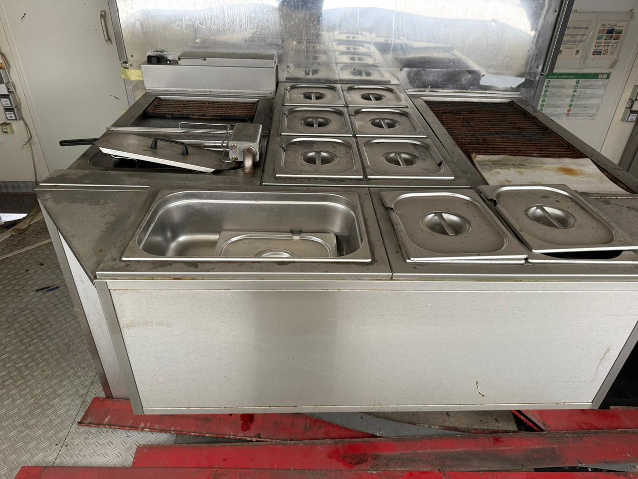 GRILL-IMBIS ROKA RK5 - Egyéb gépek: 4 kép. GRILL-IMBIS ROKA RK5 - Egyéb gépek: 4 kép.