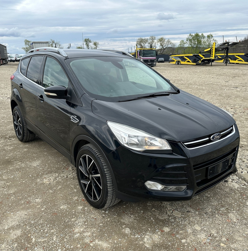 FORD KUGA TITANIUM - Terepjáró/ SUV: 1 kép. FORD KUGA TITANIUM - Terepjáró/ SUV: 1 kép.