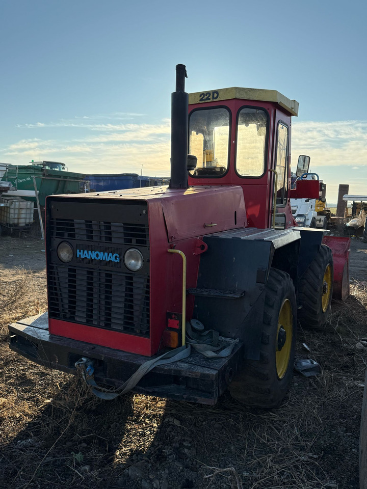 HANOMAG 22 D Front Loader - Gumikerekes homlokrakodó: 5 kép. HANOMAG 22 D Front Loader - Gumikerekes homlokrakodó: 5 kép.